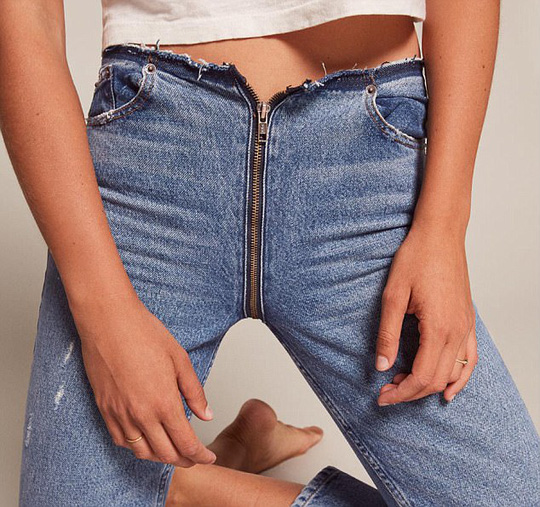 Mẫu quần jean độc đáo dành cho bạn nữ cá tính