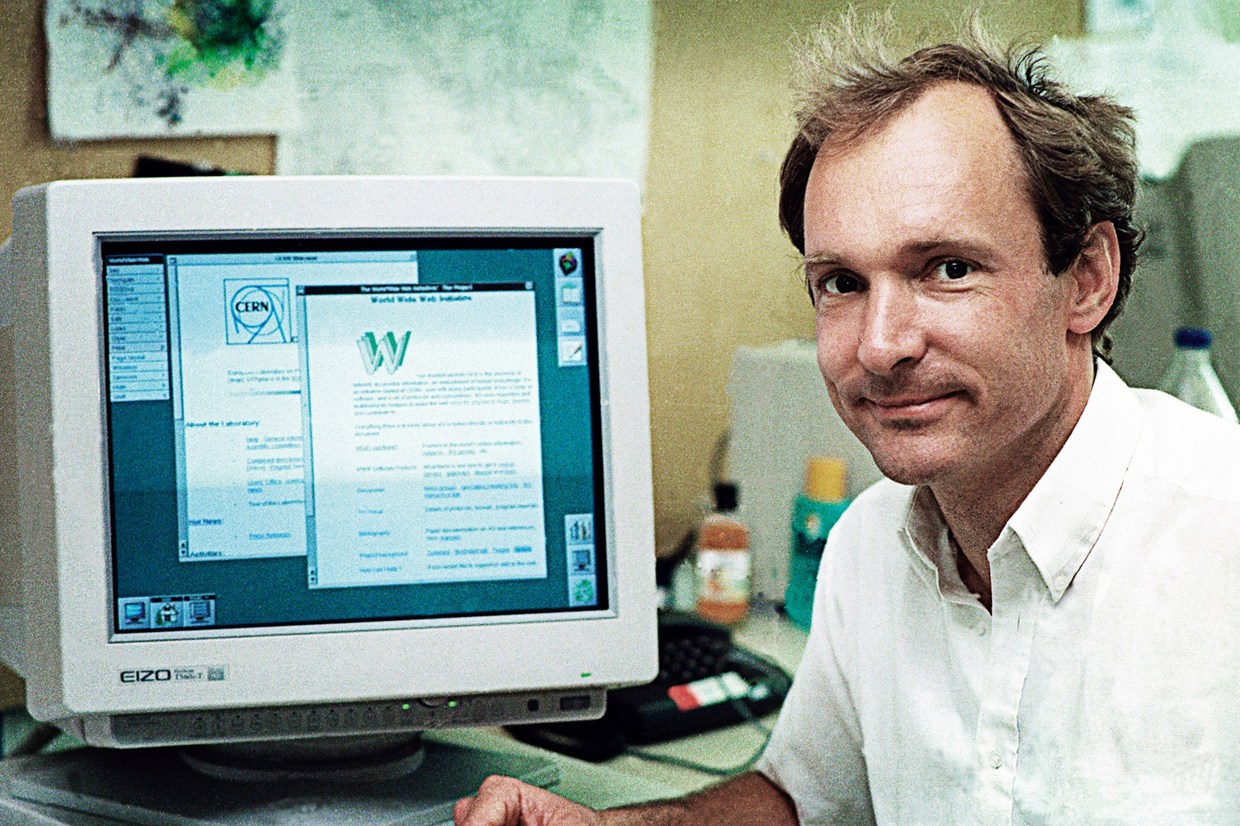 Tim Berners-Lee - Người phát minh ra mạng toàn cầu (World Wide Web)
